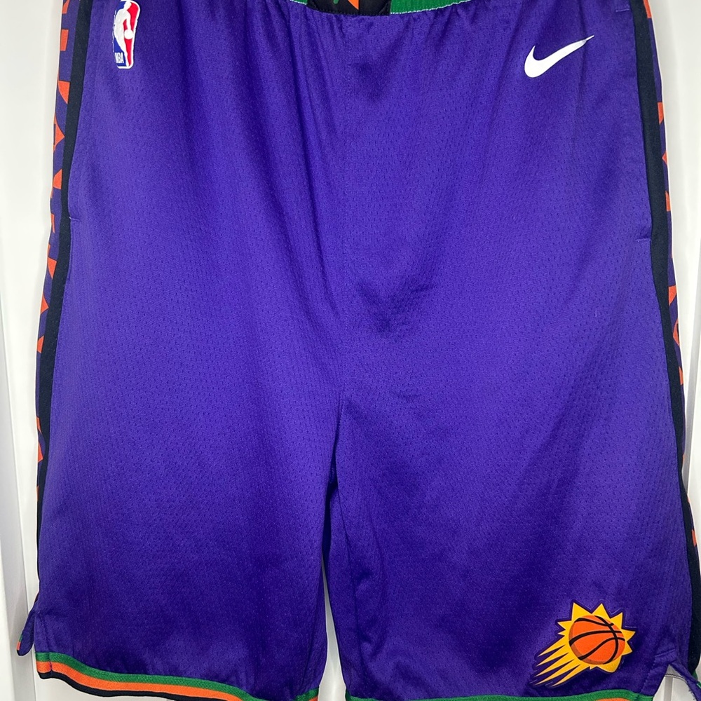 Nike Phoenix Suns Youth XL NBA Swingman Shorts Purple Basketball